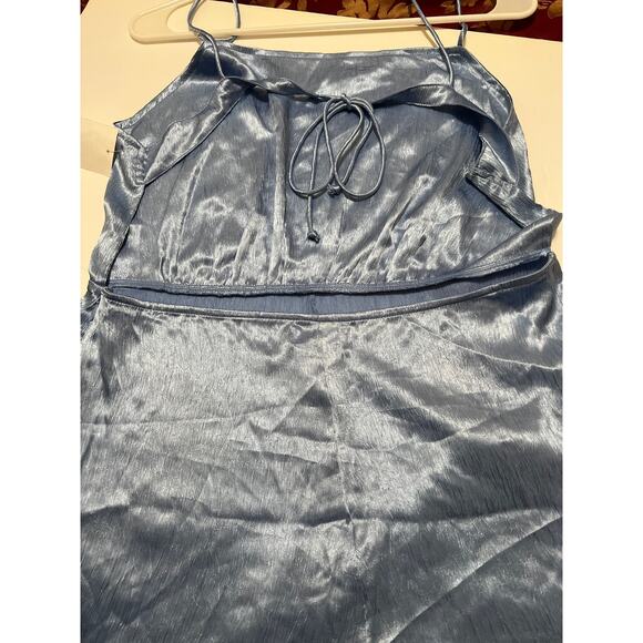 Rahi Bondi Blue Satin Gwen Open Back Romper NWT Size L - Picture 8 of 11